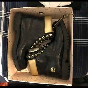 Timberland Premium 6” Boot - Black Patent Leather